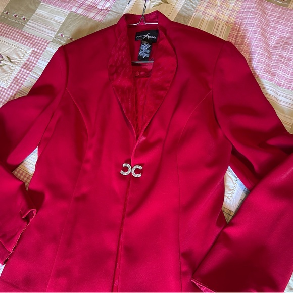 Positive Attitude Red Women's‎ 2 piece Set Size 8 NEW - Picture 9 of 15